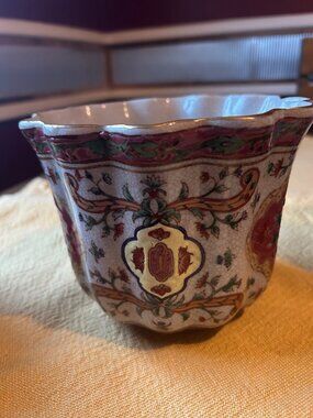 Vintage Hand painted Cachepot planter Asian Decor   Ornate  Red and Gold floral